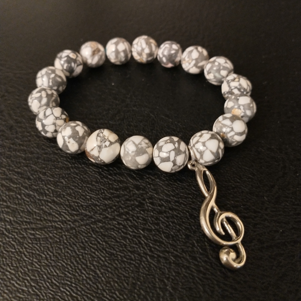 Howlite music bracelet - Picture 1 of 4